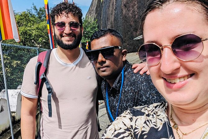Sri Lanka Sightseeing Tour 8 Day 7 Nights ( All Inclusive ) - Key points at a glance
