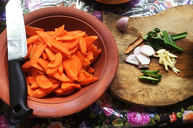 Sri Lankan cooking class with Nilu Kandy( FREE PICKUP & Drop) - Why the village setting matters