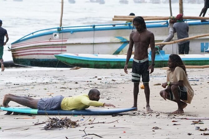 Surf with Apple - What the Kurumba Bay lesson is really about
