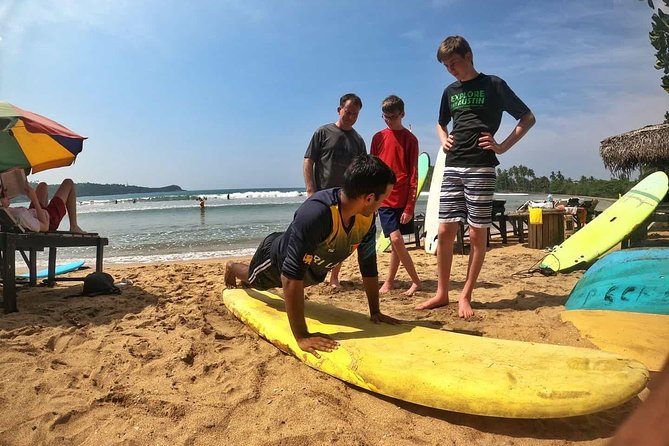Surfing Lessons at Unawatuna - Key points to know before you book