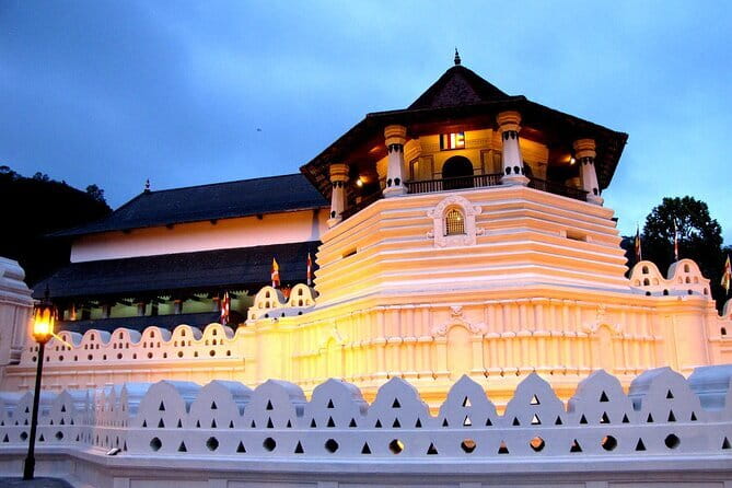 Tailor-made Multi-day Private Tour Packages in Sri Lanka - What this private Sri Lanka route gets right