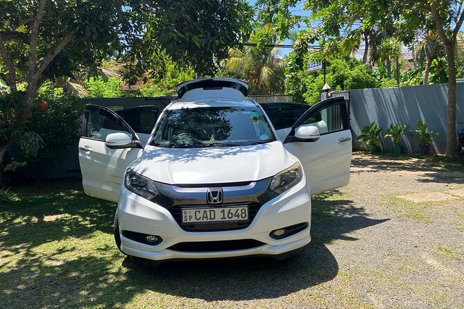 taxi service Airport (BIA)to pick up and drop hotel down south - From Colombo Airport to the Hikkaduwa coast