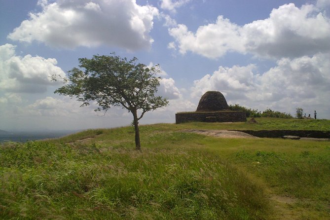Three Ancient Kingdoms Tour | from Colombo - Why Yapahuwa gets two mentions in the day