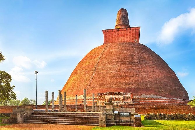 Tour Packages in Sri Lanka - Most Popular Round Tour - All in One Tour - Day 4: Village life, Dambulla, and Kandy after dark