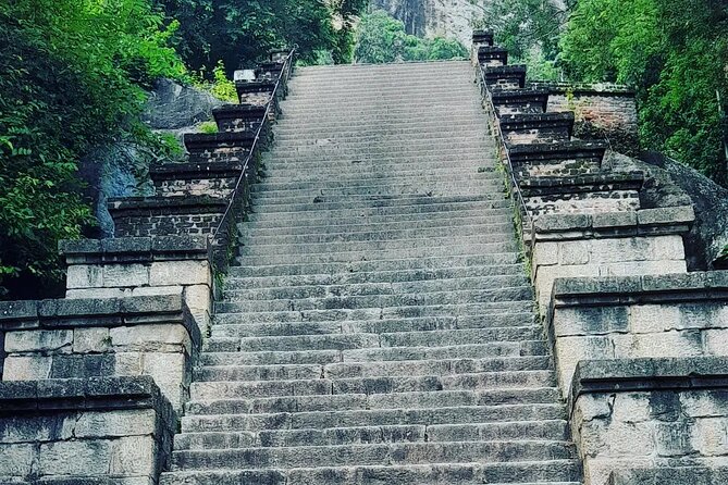 Tours and Transportation in Sri Lanka - What is included, and what you still pay for