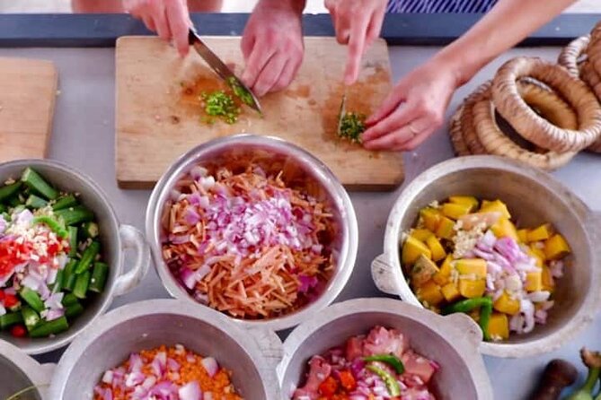 Traditional Cooking Small-Group Class in Unawatuna - Value at $40 per person