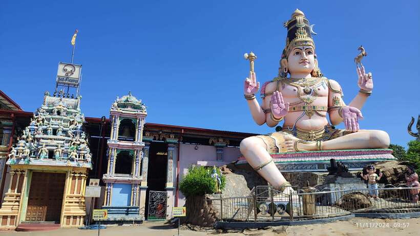 Trincomalee: City Tour with Koneswarm and Crocodile lake - Gokkanna Buddhist Temple and Trincomalee’s religious mix