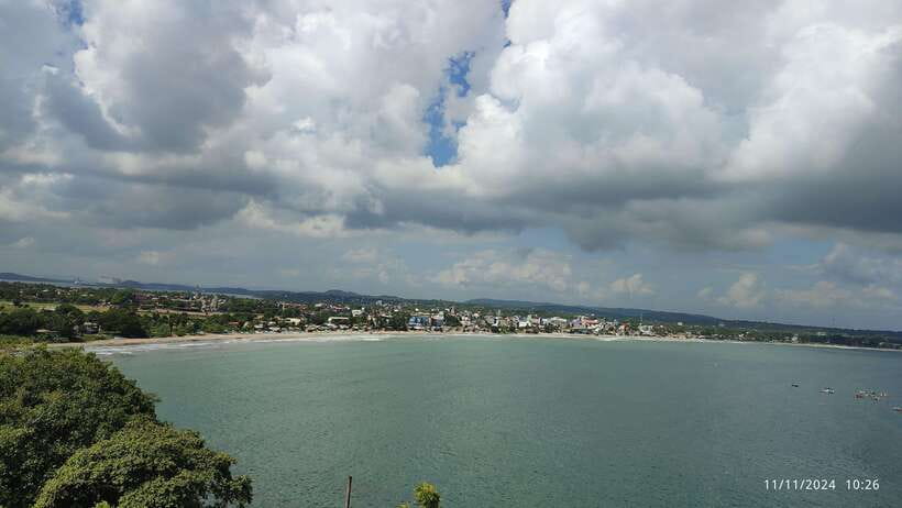 Trincomalee: City Tour with Koneswarm and Crocodile lake - A tuk-tuk route with room to adjust