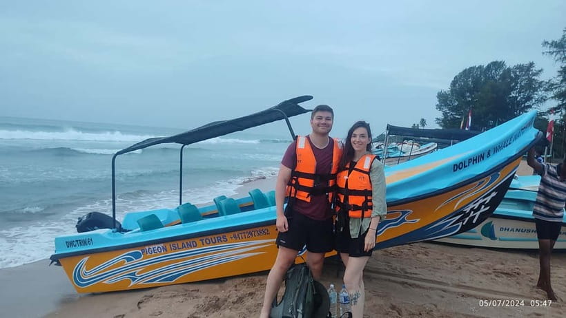 Trincomalee: Dolphin & Whale Watching Boat Tour - Life on the Indian Ocean